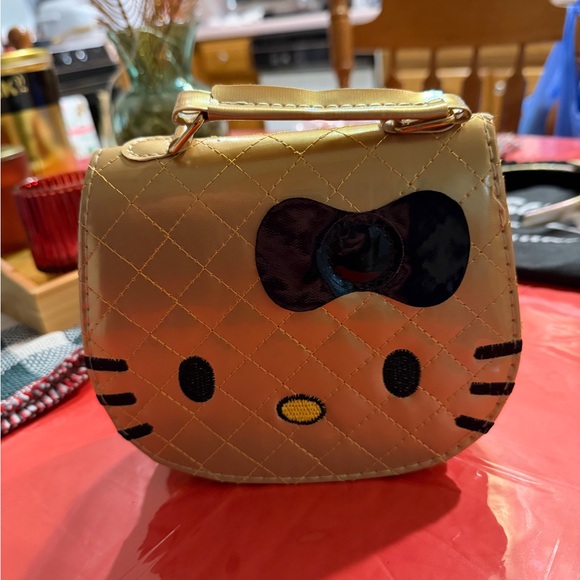 Hello Kitty Gold Patent Argyle Crossbody Purse Embroidered Sanrio Shoulder Bag - Picture 4 of 5